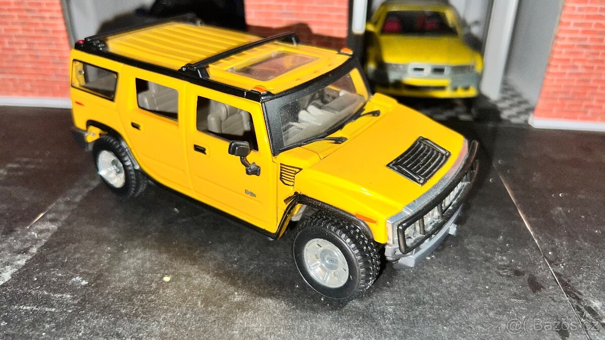 Hummer H2 1:24 Maisto