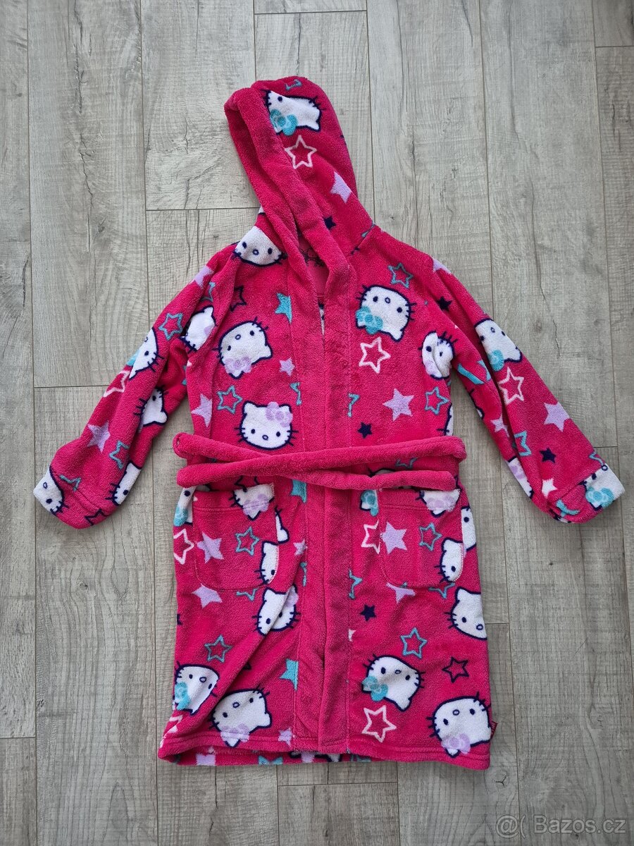 Župan dívčí velmi měkký semiš Hello Kitty vel. 140