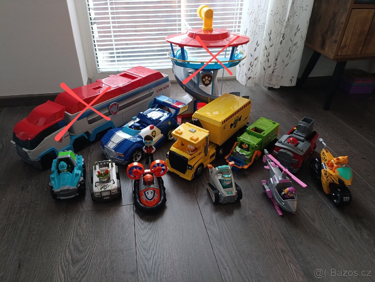 Tlapková patrola vozidla s figurkami. Možné prodat i po kuse