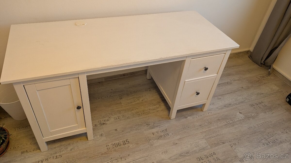 Stůl Ikea Hemnes