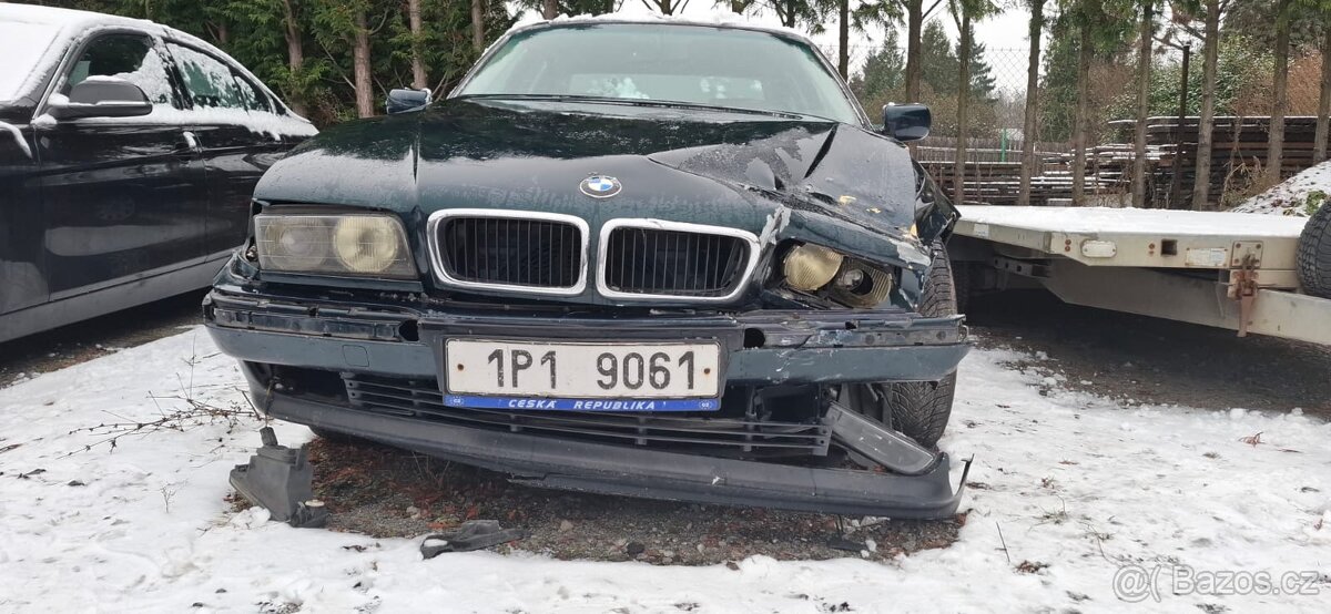BMW 7 E38 730i V8