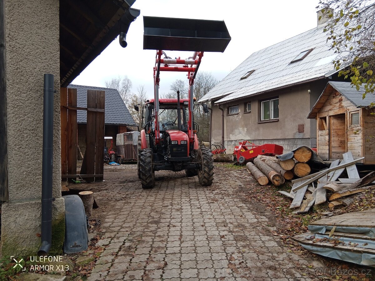 Čelní nakladač METALTECHNIK