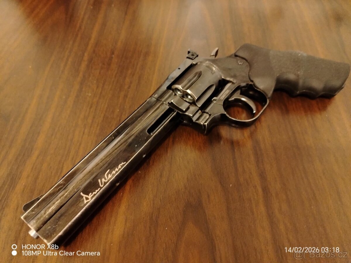Dan Wesson ASG air revolver mod. 715