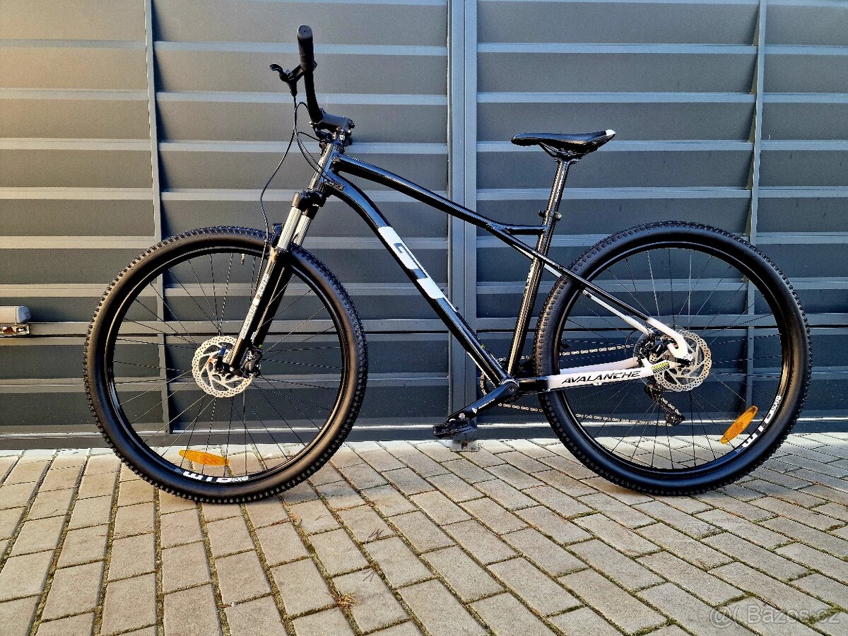 (36)Horské hliníkové kolo GT 29"