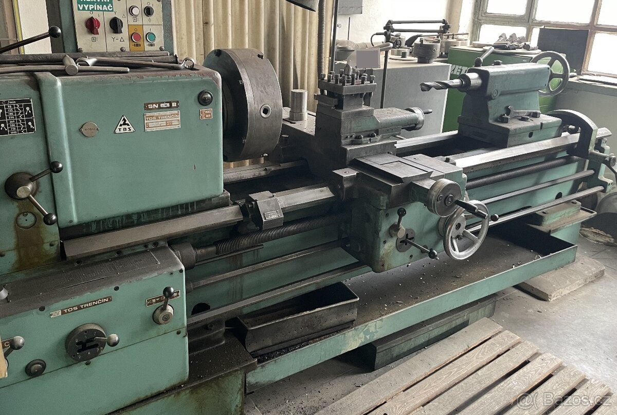 Soustruh hrotový SN 71 B/2000