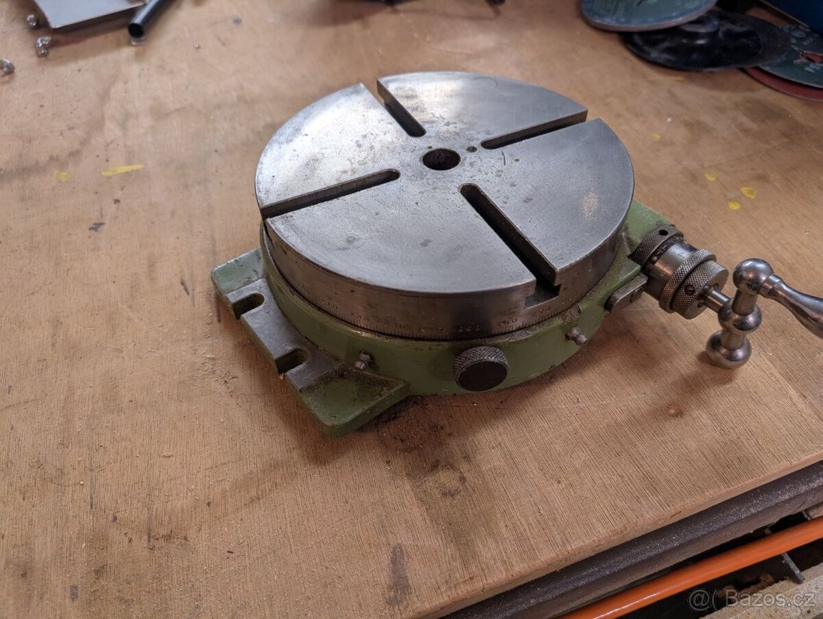 KOUPÍM malý otočný stůl 200mm