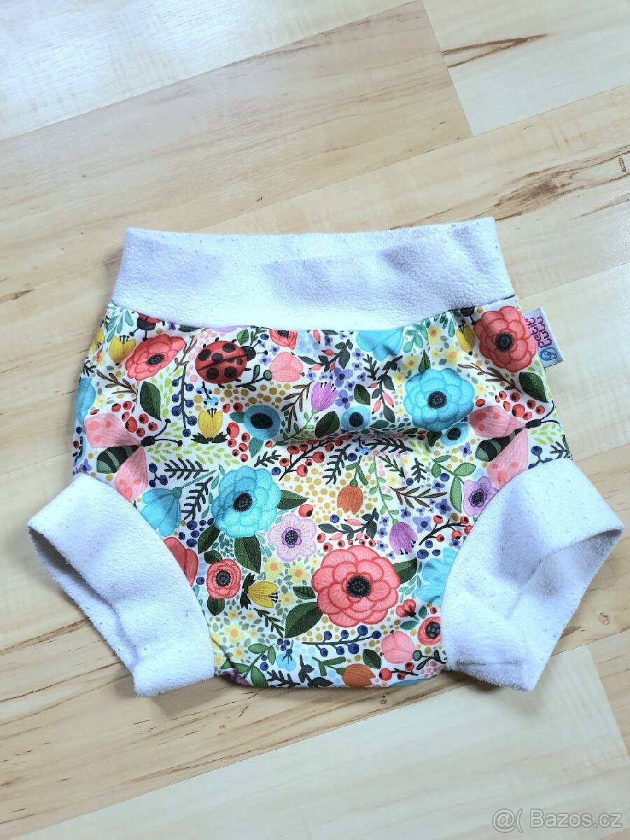 Svrchní kalhotky Petit Lulu