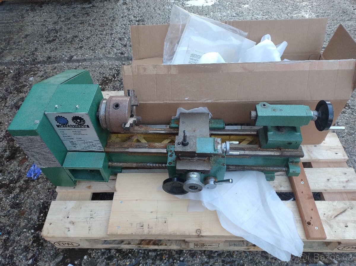 Soustruh Interkrenn IKD 400, stolovy soustruh