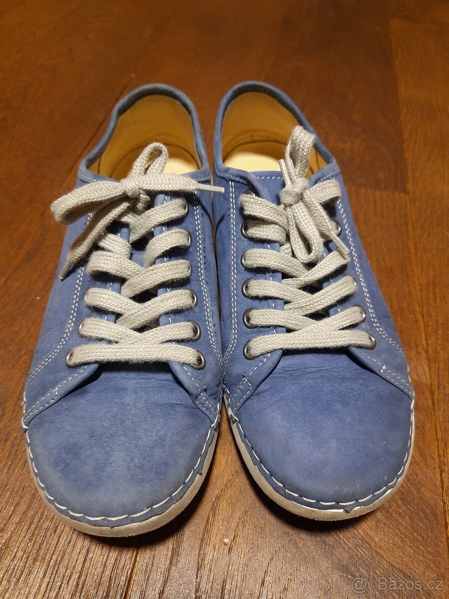 Modré kožené tenisky vel. 37