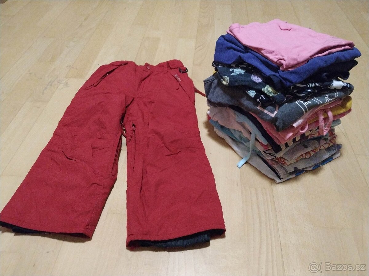 dívčí oblečení cca 2-3 roky (převážně zimní)