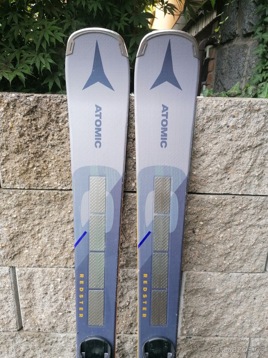 ATOMIC Redster Q9 Revoshock 152cm r-12,3. Model 2023/2024