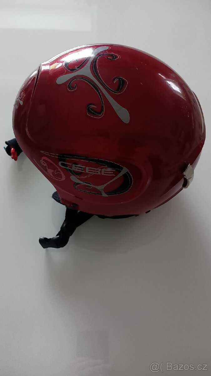 Dětská lyžařská helma CEBE 52cm