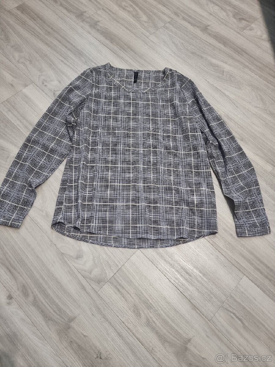 Dámská halenka vel. XS