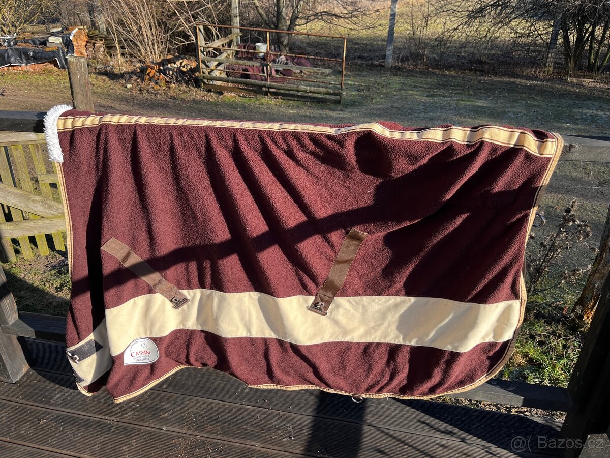 Konska deka na hucula