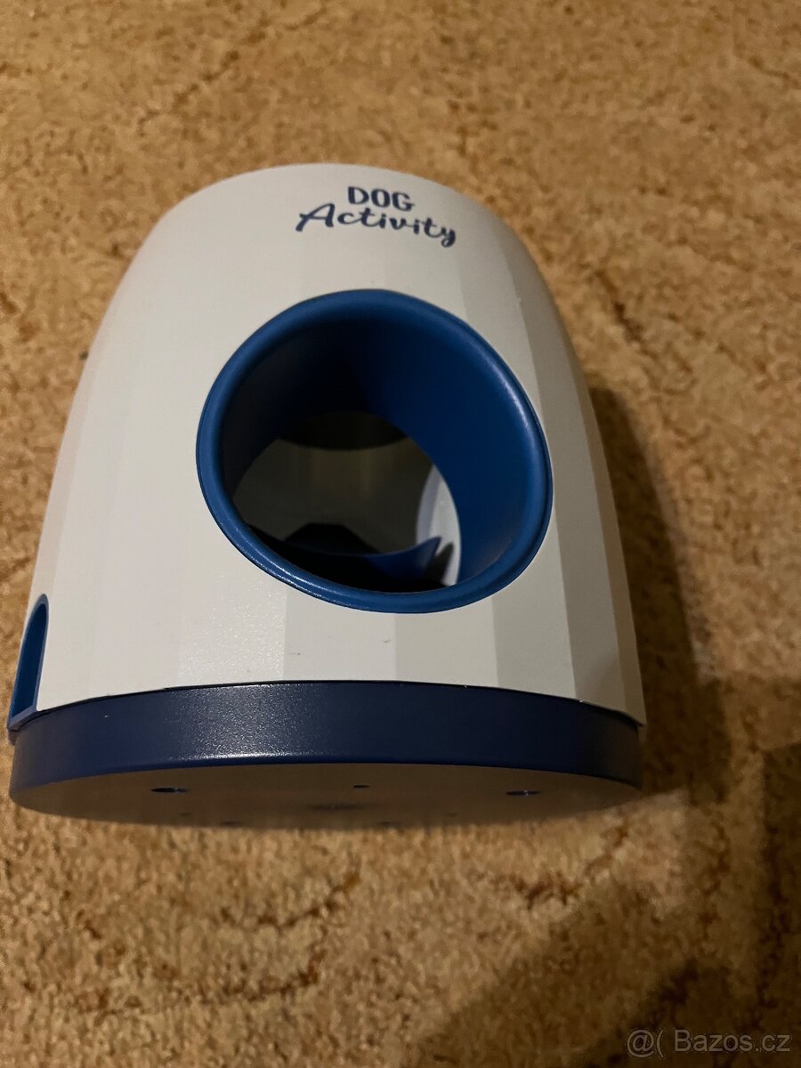 Interaktivní hračka pro psa