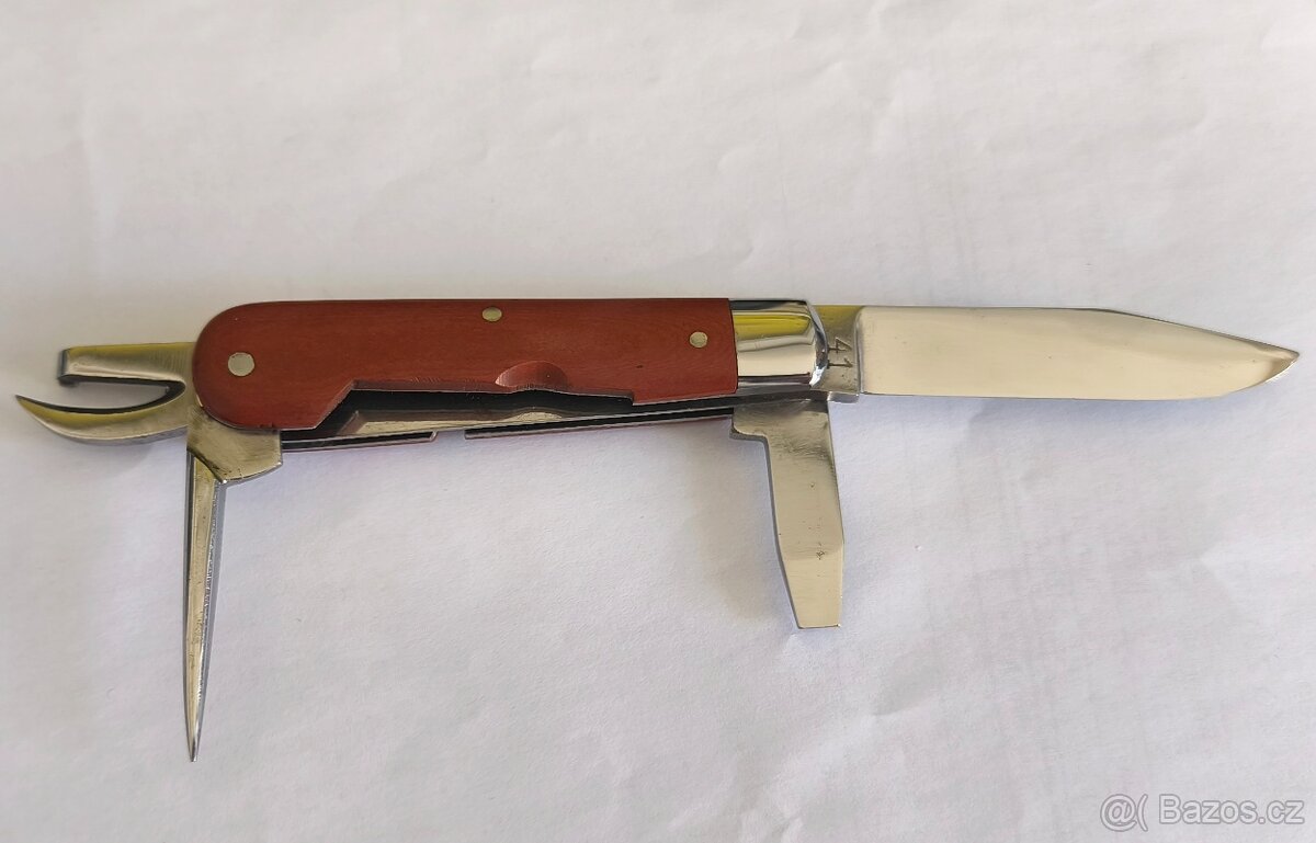 Wenger Delémont 1941 SOLDIER