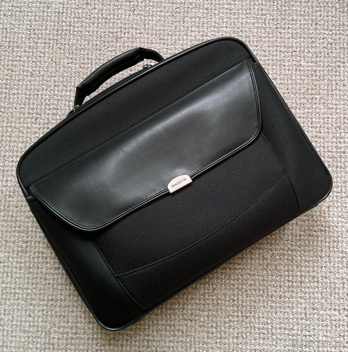 Prodám tašku DICOTA na notebook