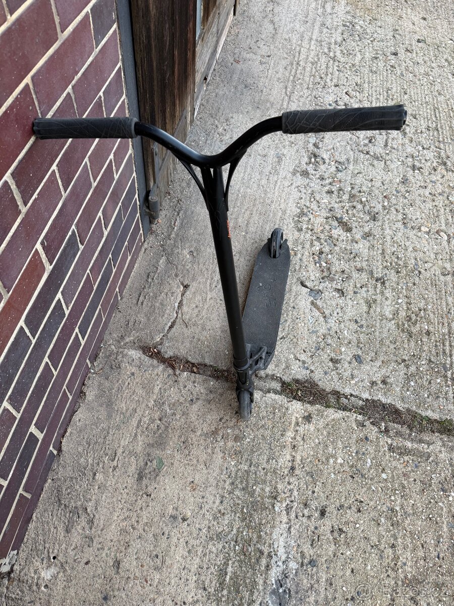 Ethic Vulcain 12STD Freestyle Koloběžka