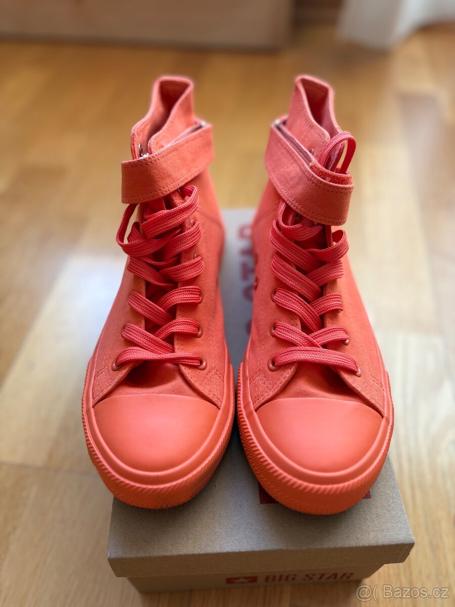 Dámské kotníkové boty