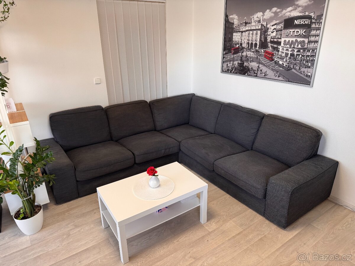 Rohová sedačka IKEA – tmavě šedá, 255 × 255 cm