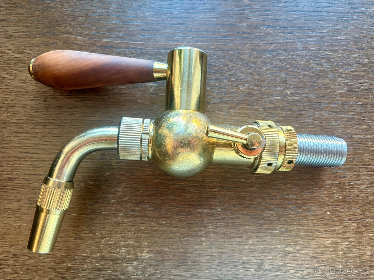 Lukr baroko vycepni kohout