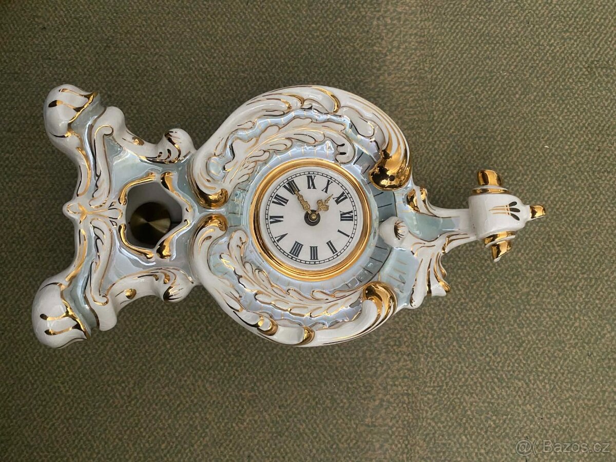 Keramické hodiny Služby Karlovy Vary