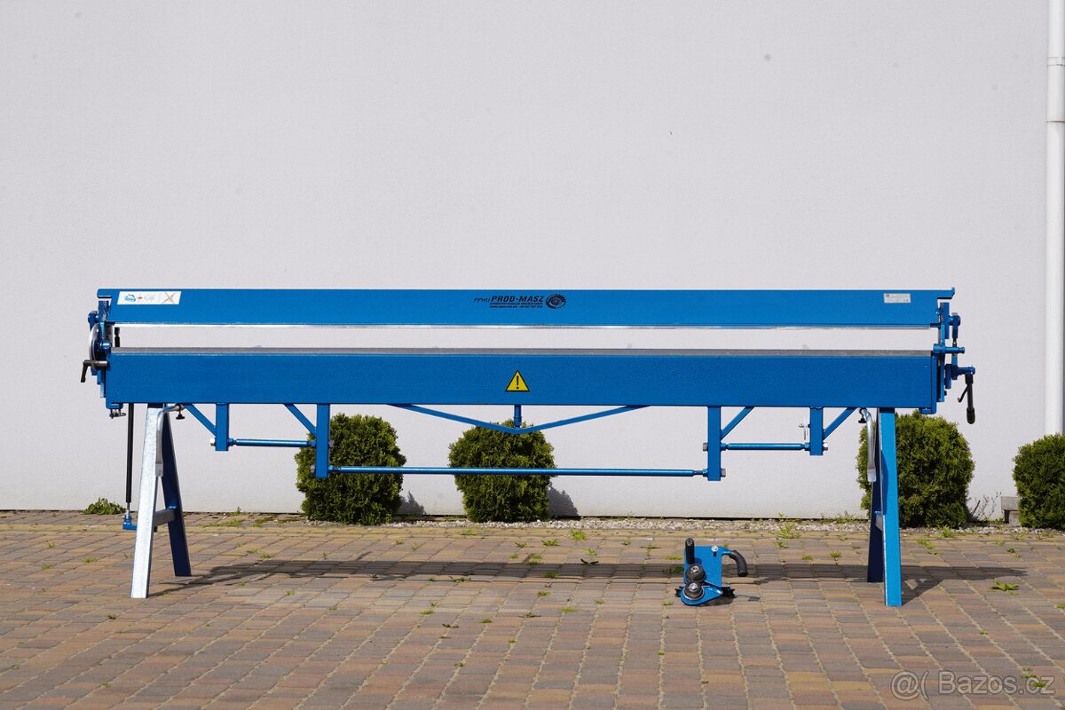 Ohýbačka plechu ZGR 3140/0,8/145°