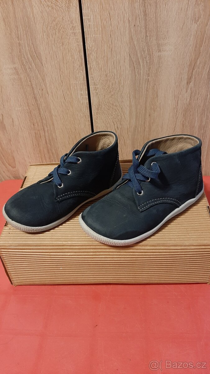 Dětské boty Baťa vel. 25. Délka stélky 16 cm