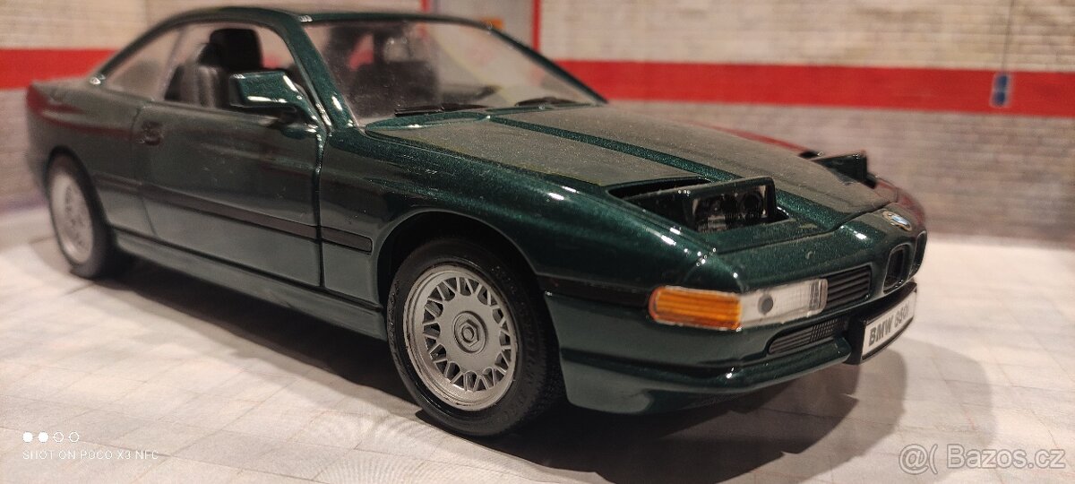 Bmw 850 1:18 road tought