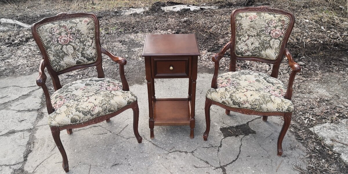 Starožitná 2x křesílka