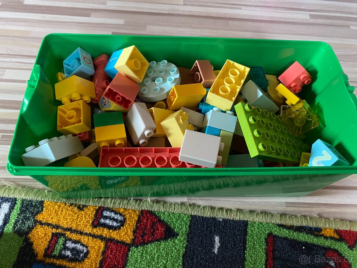Velký box LEGO DUPLO – hromada kostek = hodiny zábavy