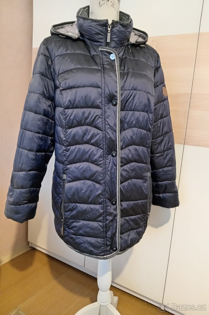 Slabší bunda zn. ALBA MODA vel .XL