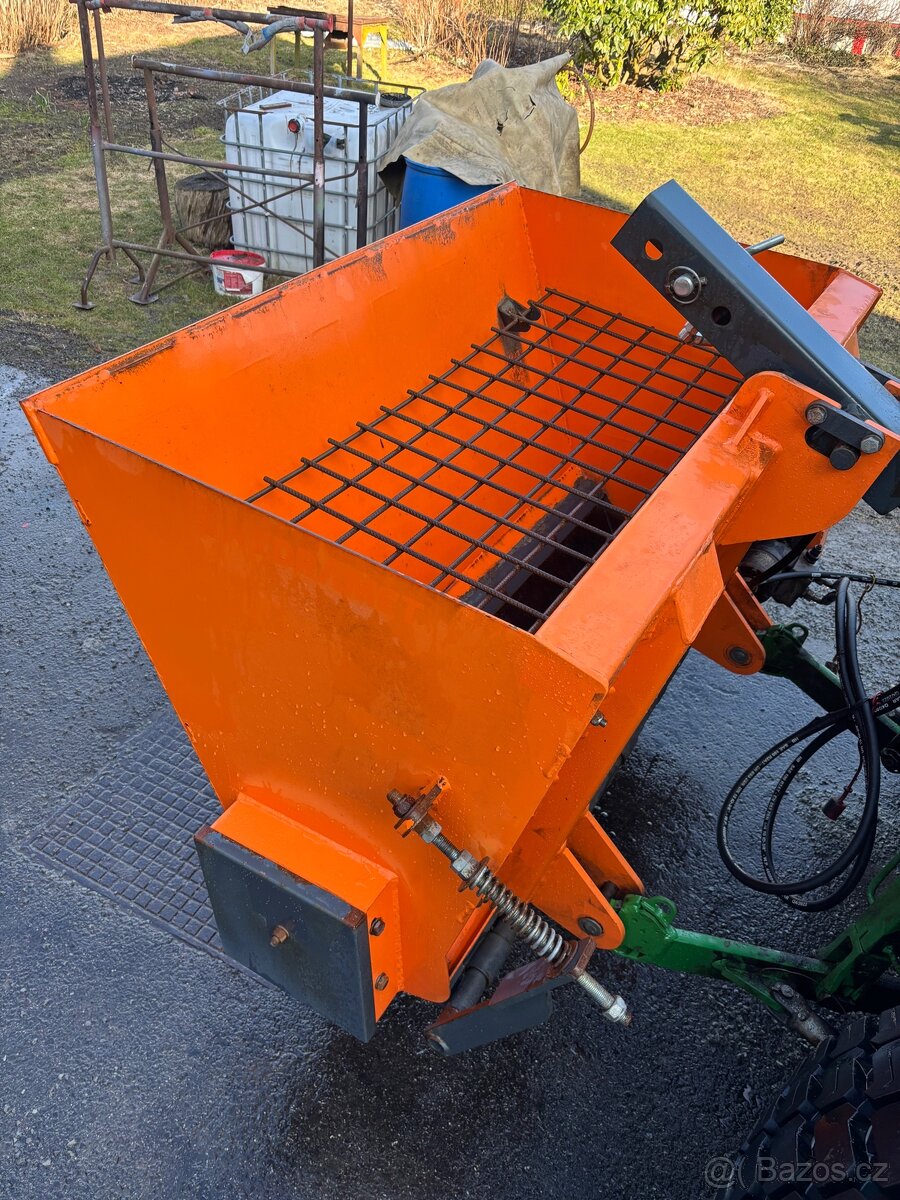 Válečkový sypač hydramet 1,2