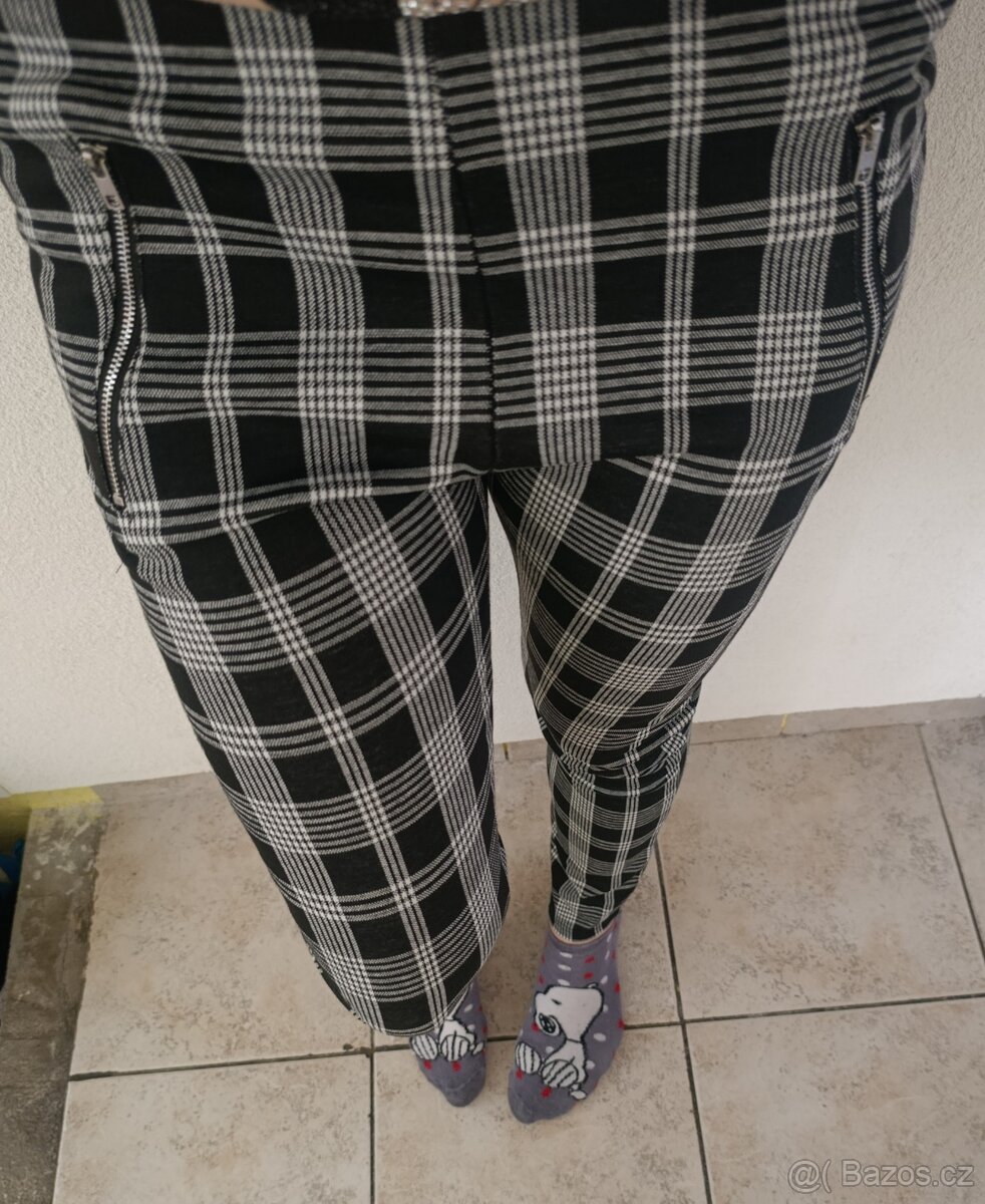 Nové dámské kalhoty velikost 38