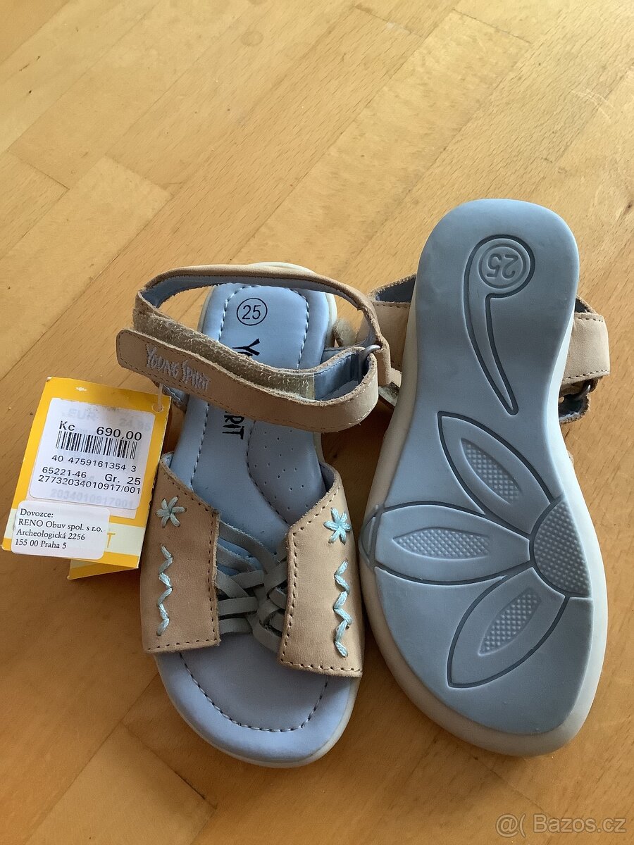 Nové Kožené sandálky 25 světle modré hnědé s výšivkou