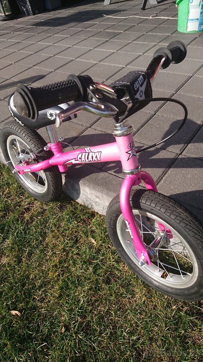 Odrážedlo Galaxy Nimbus vel. 12,5