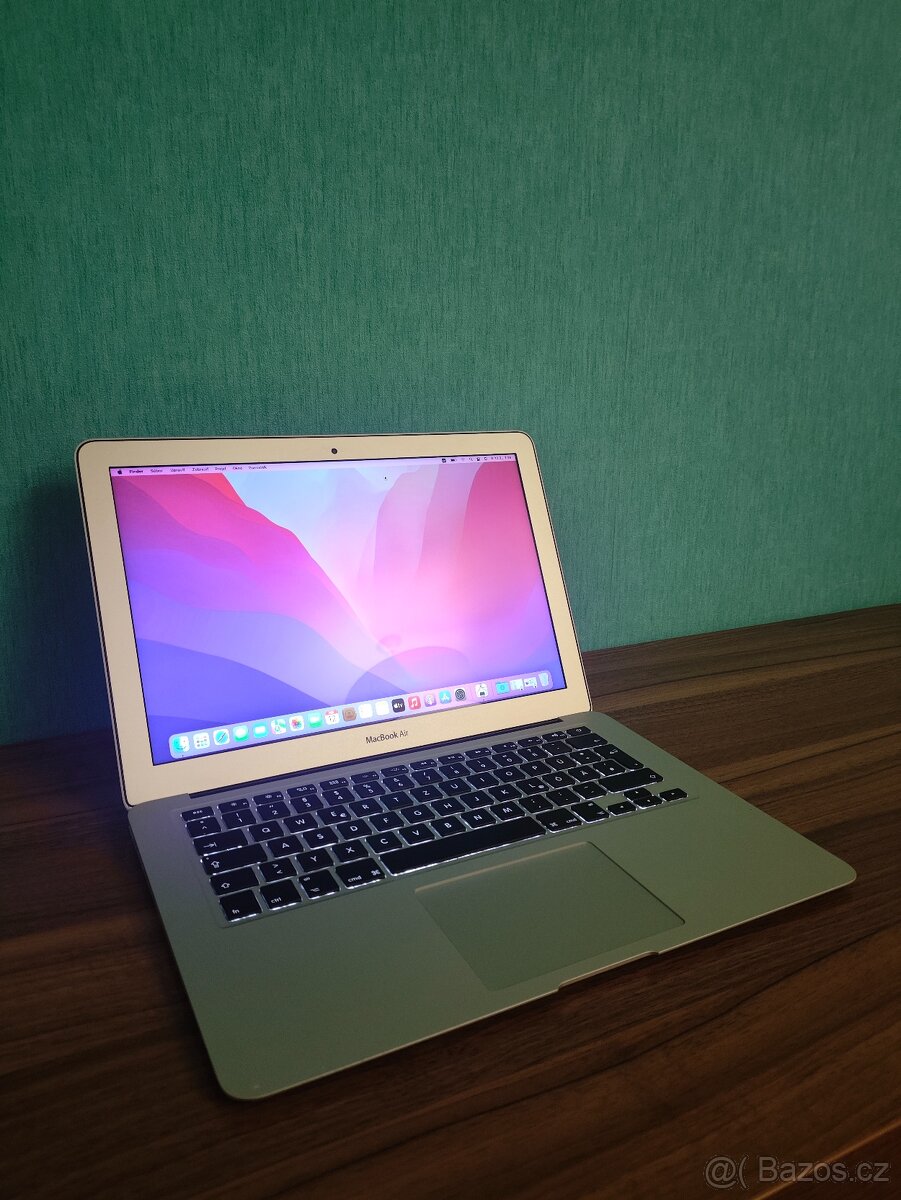 MacBook Air 2017 | i5 • 8GB • 128GB