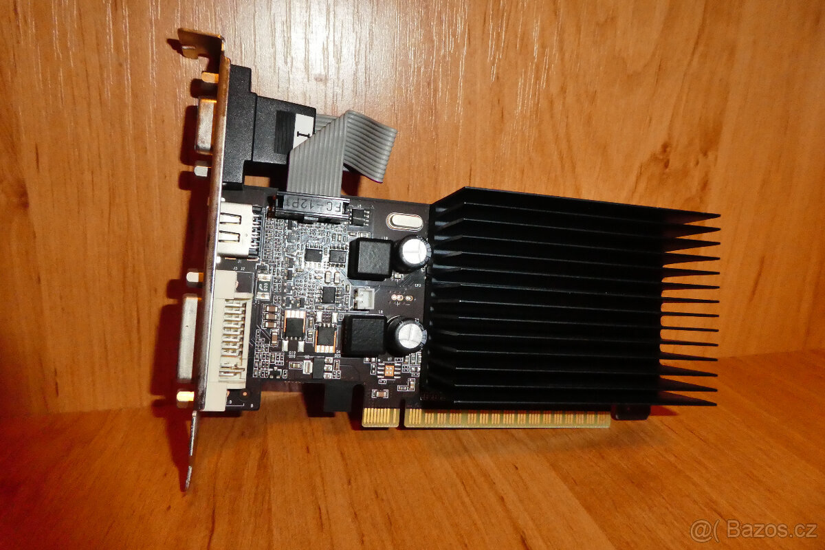 grafická karta NVIDIA GeForce 210 - polofunkčná