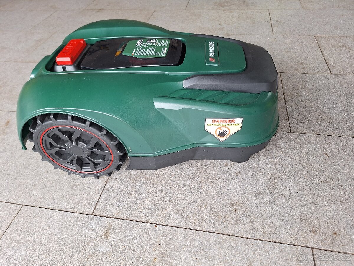 Robotická sekačka Parkside PAMRS 1000