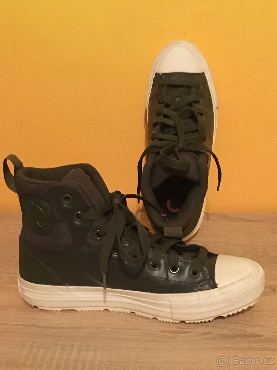 Zateplené Conversky Chuck Taylor All Star vel.40