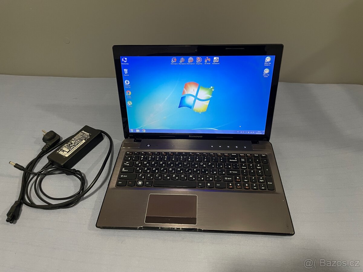 Lenovo IdeaPad Z575 AMD A8-3520M