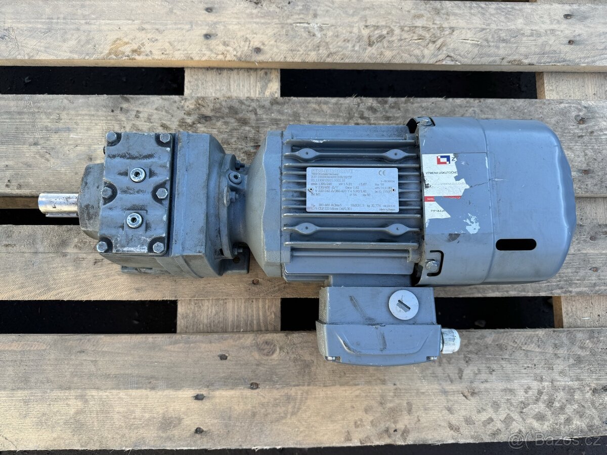 ELEKTROMOTOR S PREVODOVKOU 141 alebo 246 ot/min