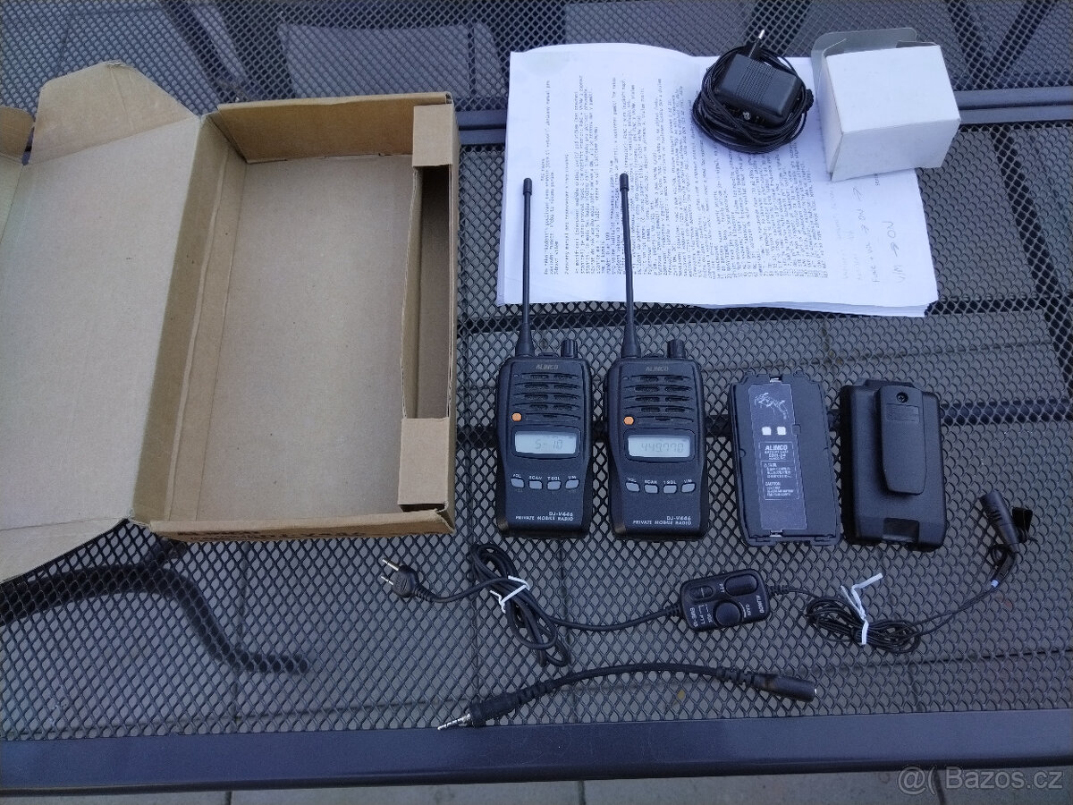 Alinco DJ-V446