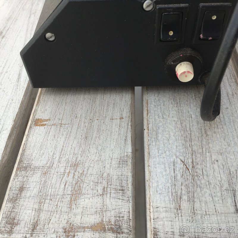 Tester pravosti bankovek