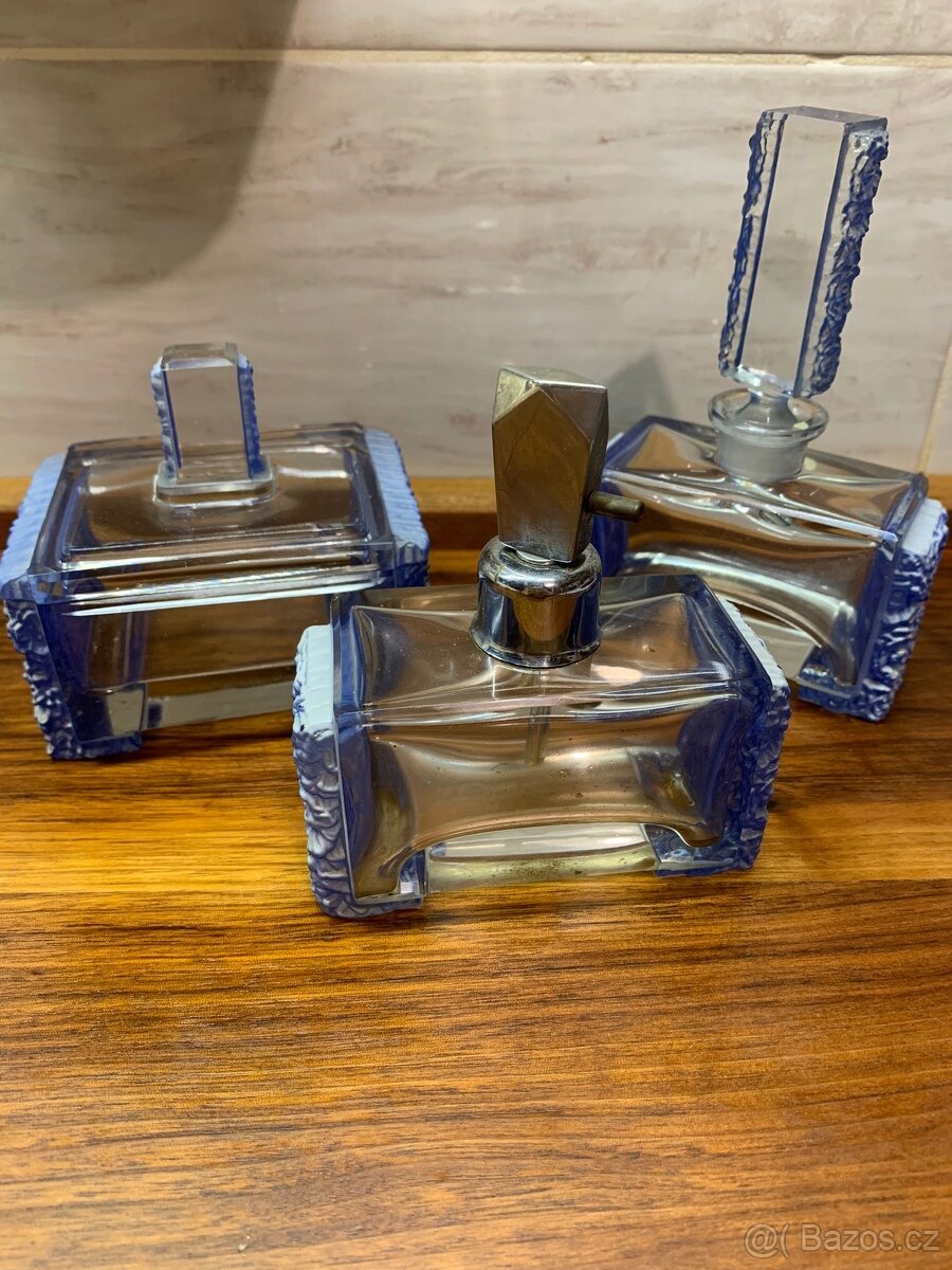 starožitné flakony