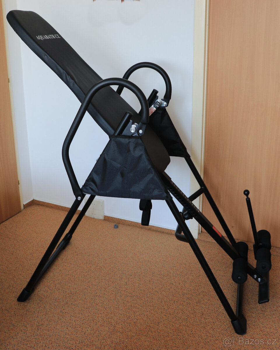 Autotrakční polohovatelné lehátko Aquabath AL 100