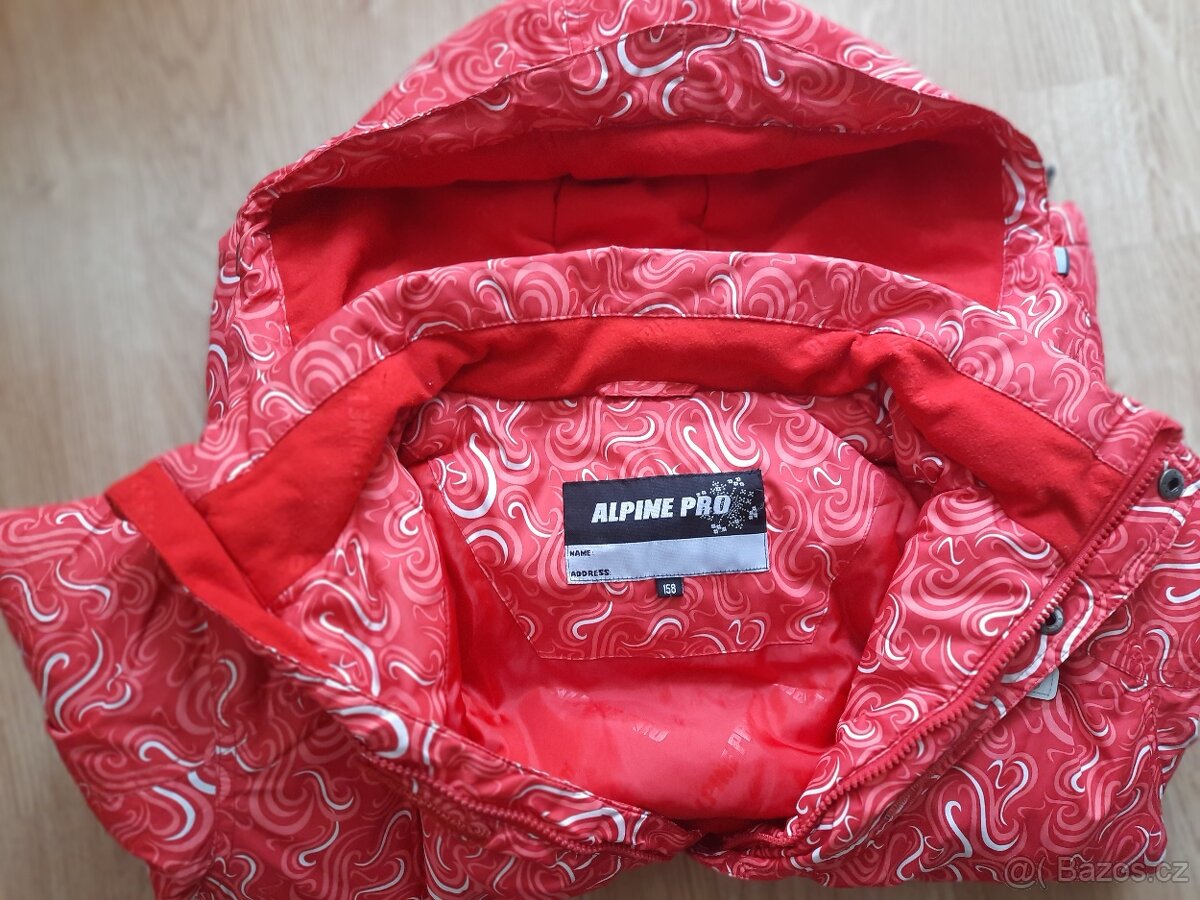 Lyžařská souprava vel.158 , XS