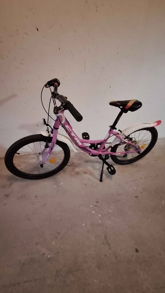 dívčí kolo CTM vel.20, rám 11