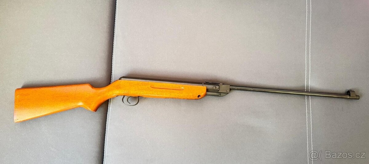 Vzduchovku Slavii 620.