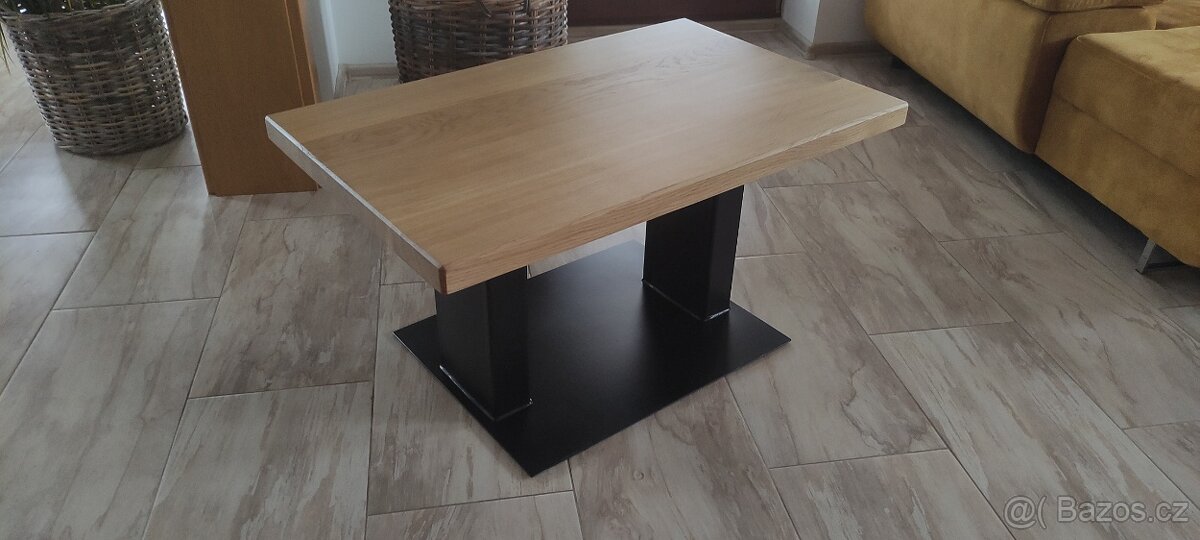 Konferenční stolek